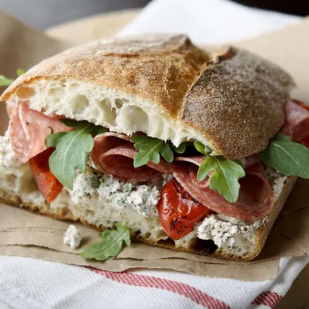 Campanile Sud 3* Perpignan