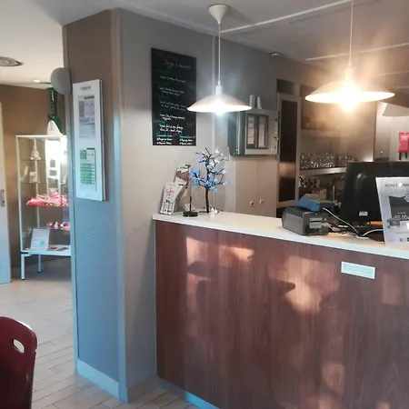 Campanile Sud ホテル 3*