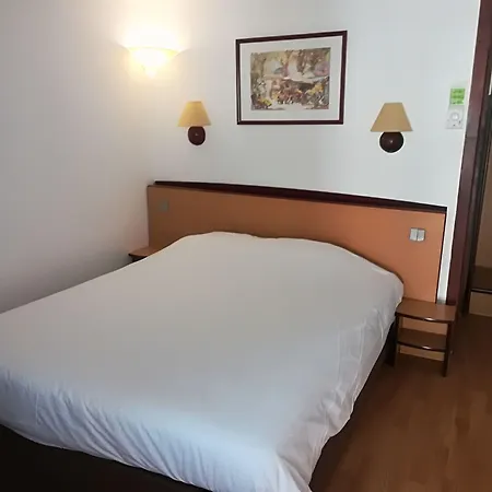 Campanile Sud ホテル