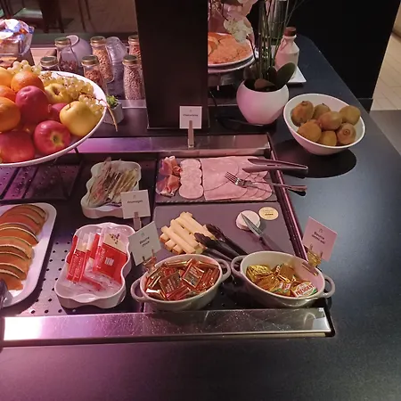 Campanile Sud ホテル ペルピニャン