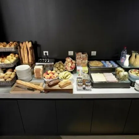 Campanile Sud ホテル